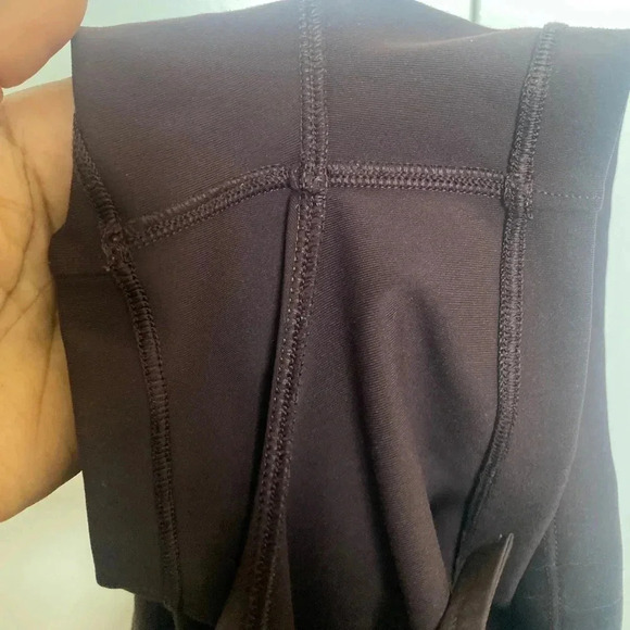 Lululemon On The Fly Brown Shorts 3” Size 4 - Picture 5 of 8